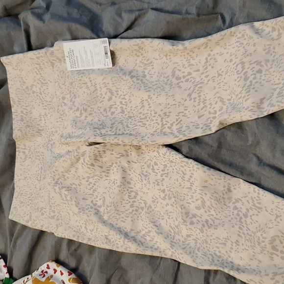 Leggings - Picture 2 of 5